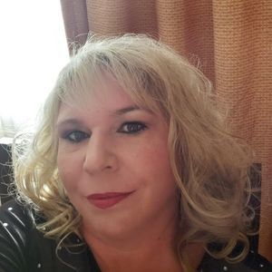 Meet your Posher, Vicki